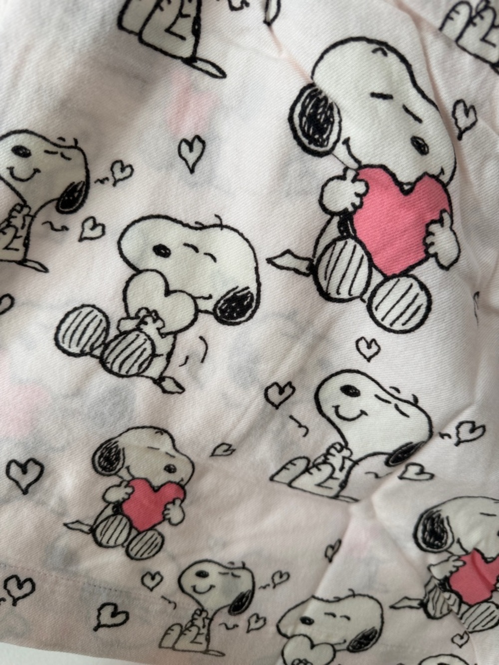American Eagle Snoopy Heart Pajama Set - Picture 9 of 10